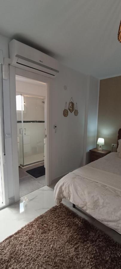 Pmt16 - Large City Apartment On The Beach 또레비에하 외부 사진