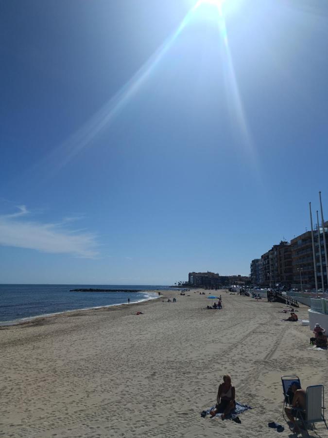 Pmt16 - Large City Apartment On The Beach 또레비에하 외부 사진