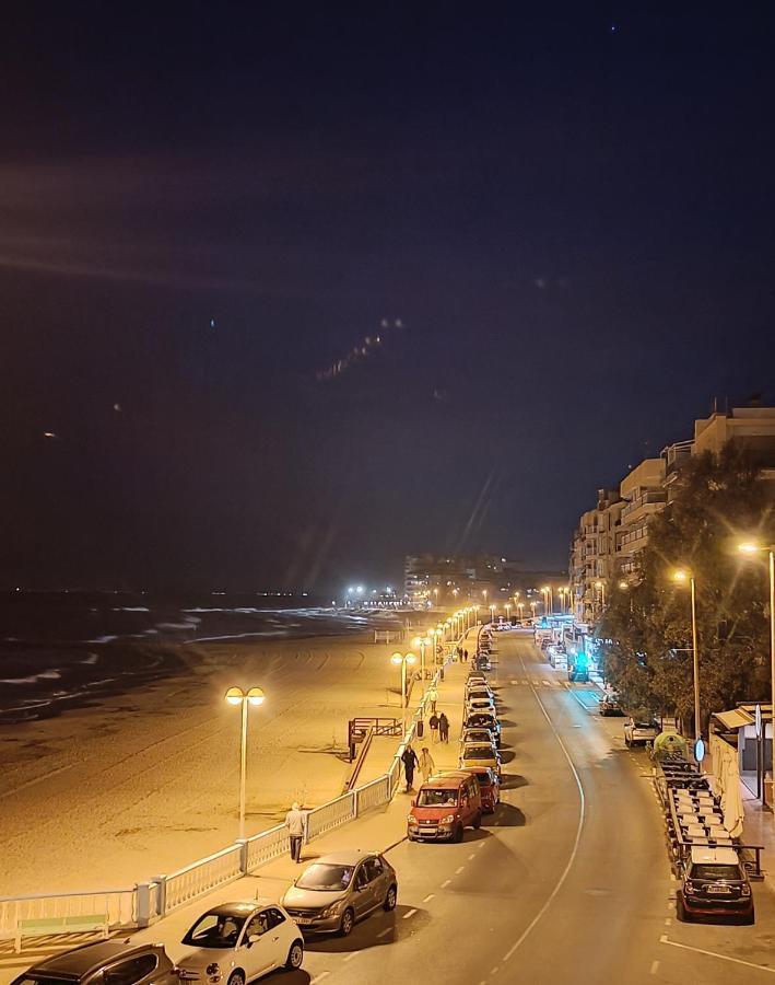 Pmt16 - Large City Apartment On The Beach 또레비에하 외부 사진
